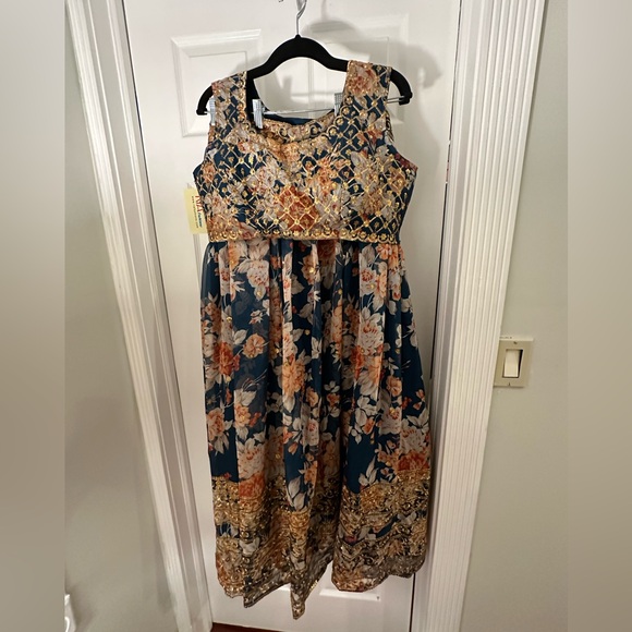 NWT: Navy Floral Embroidered Lehenga - Picture 2 of 5